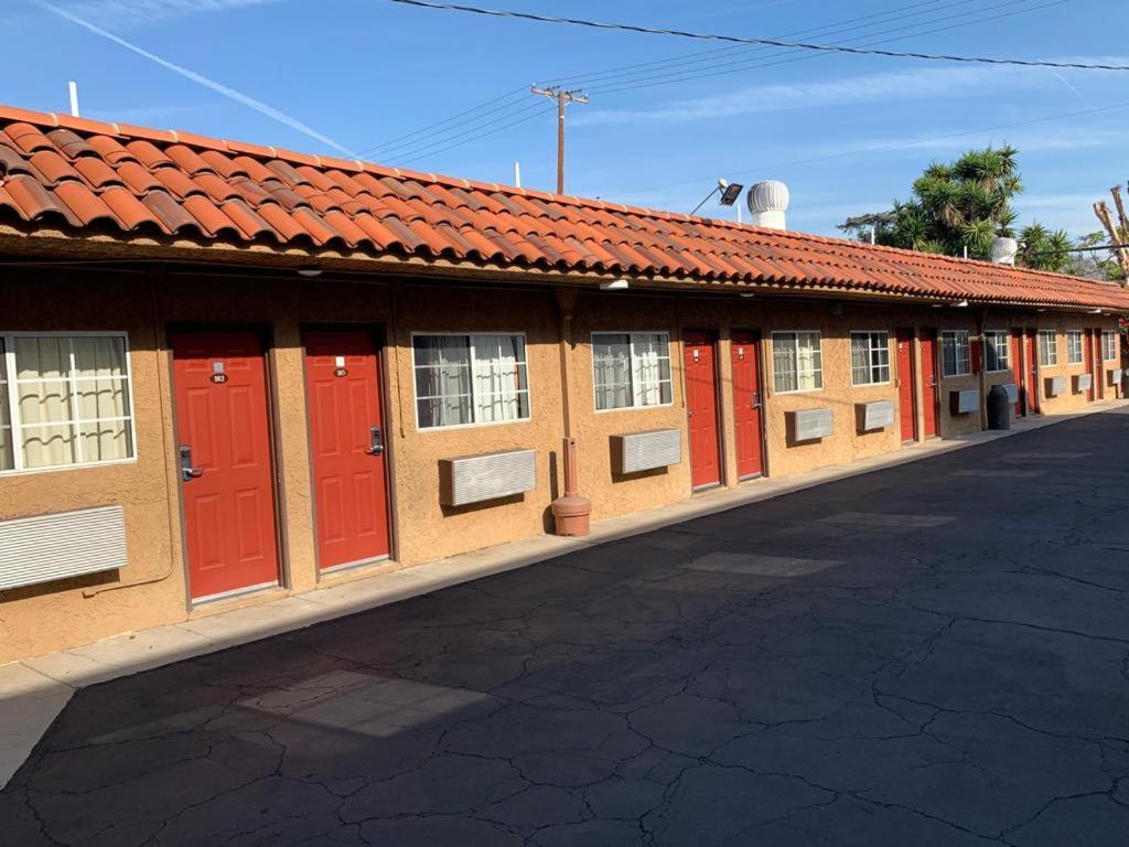 Uptown Inn Long Beach Exterior photo